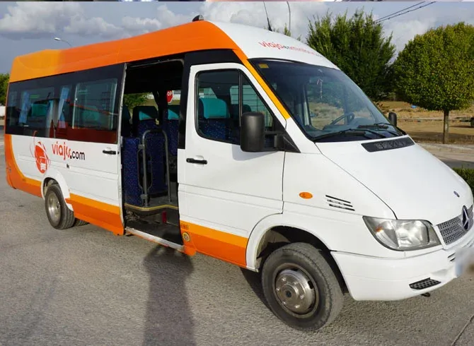 Minibus Málaga 2 minibus 10 a