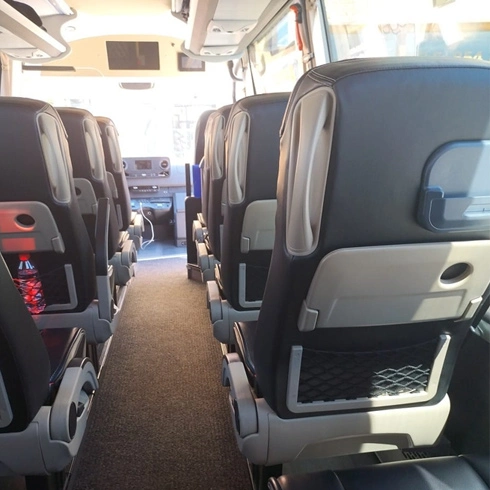 minibus 4