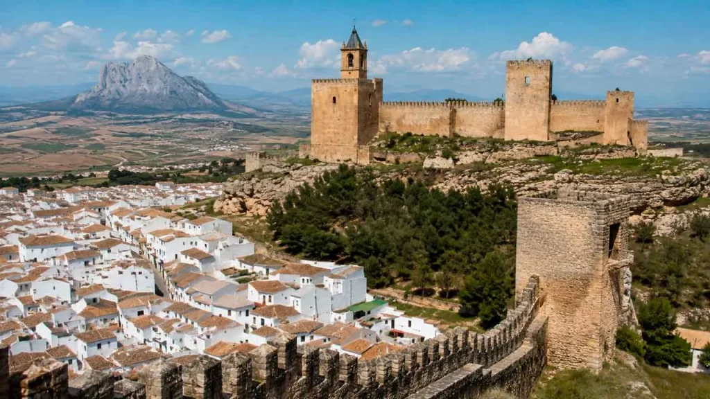 Qué ver en Antequera en un día: guía completa para grupos 3 La Alcazaba de Antequera